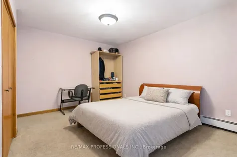 118 Tandridge Crescent Toronto ON M9W 5N9