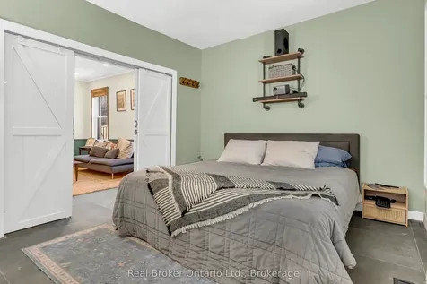 28 Church Street W Halton Hills ON L7J 1K2