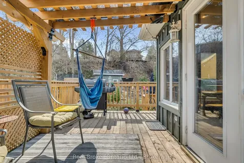 28 Church Street W Halton Hills ON L7J 1K2