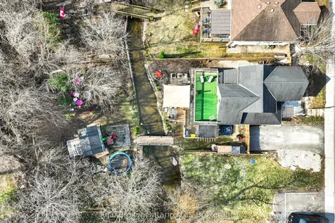 28 Church Street W Halton Hills ON L7J 1K2