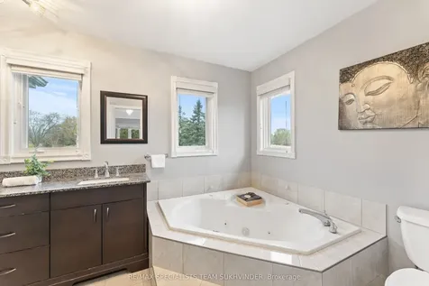 15 Country Lane Drive Caledon ON L7E 0B4