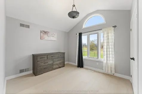 15 Country Lane Drive Caledon ON L7E 0B4