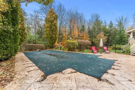 15 Country Lane Drive Caledon ON L7E 0B4