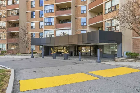 716 The West Mall N/a Toronto ON M9C 4X6
