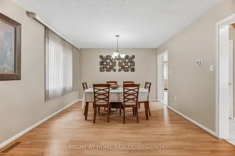 5956 Dalebrook Crescent Mississauga ON L5M 5S1