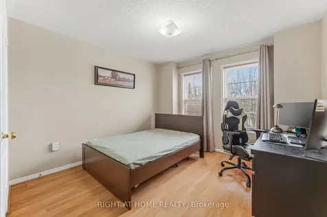 5956 Dalebrook Crescent Mississauga ON L5M 5S1