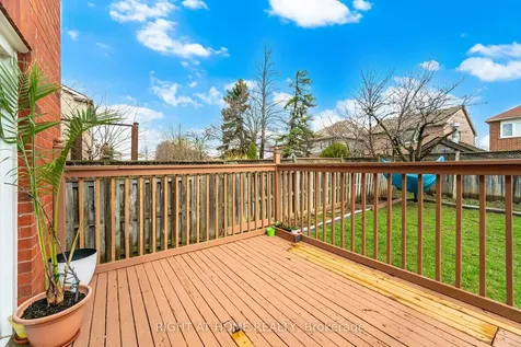 5956 Dalebrook Crescent Mississauga ON L5M 5S1