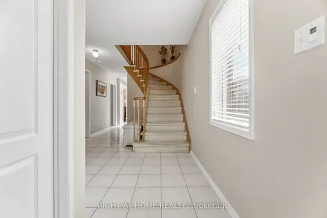 5956 Dalebrook Crescent Mississauga ON L5M 5S1