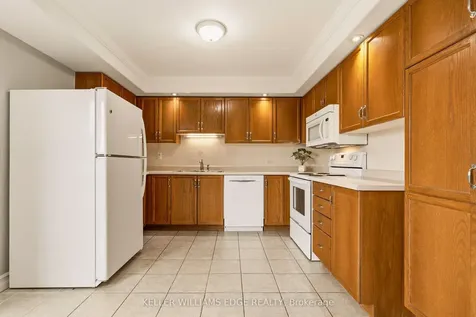 5070 Pinedale Avenue Burlington ON L7L 5V6