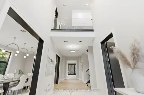 1380 Birchwood Heights Drive Mississauga ON L5G 2Y2