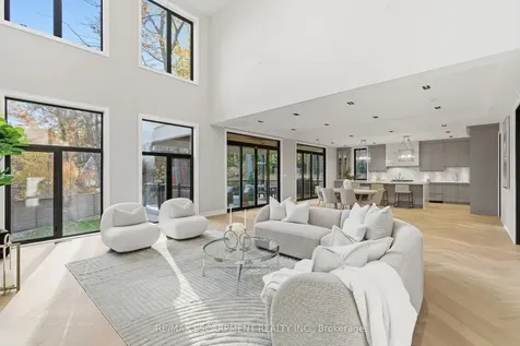 1380 Birchwood Heights Drive Mississauga ON L5G 2Y2
