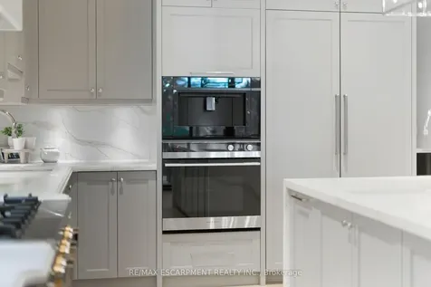 1380 Birchwood Heights Drive Mississauga ON L5G 2Y2