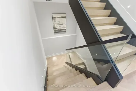 1380 Birchwood Heights Drive Mississauga ON L5G 2Y2