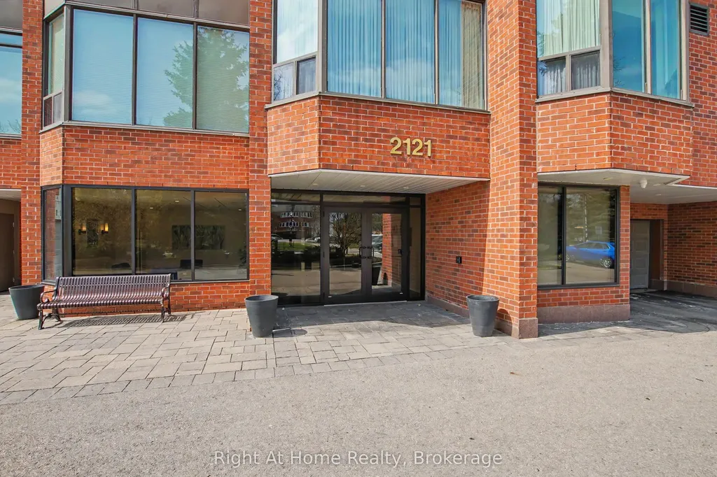 2121 Lakeshore Road Burlington ON L7R 1C9