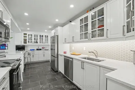 2121 Lakeshore Road Burlington ON L7R 1C9