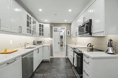 2121 Lakeshore Road Burlington ON L7R 1C9