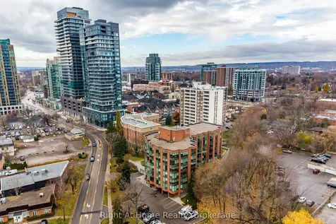2121 Lakeshore Road Burlington ON L7R 1C9