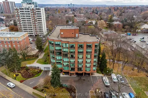 2121 Lakeshore Road Burlington ON L7R 1C9