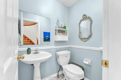 21 Fincham Avenue Brampton ON L6X 3V2