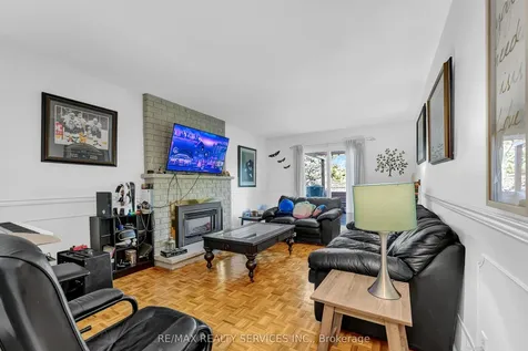 21 Fincham Avenue Brampton ON L6X 3V2
