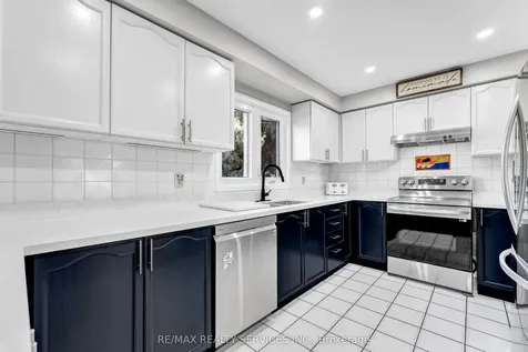21 Fincham Avenue Brampton ON L6X 3V2