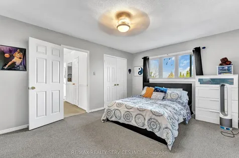 21 Fincham Avenue Brampton ON L6X 3V2