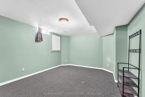 21 Fincham Avenue Brampton ON L6X 3V2
