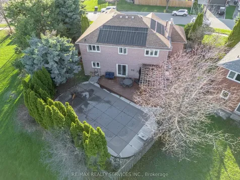 21 Fincham Avenue Brampton ON L6X 3V2