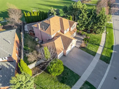 21 Fincham Avenue Brampton ON L6X 3V2