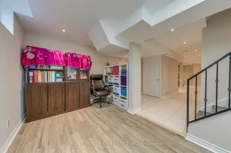 5320 Bushelgrove Circle Mississauga ON L5M 6C6