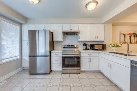 5320 Bushelgrove Circle Mississauga ON L5M 6C6