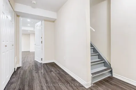 91 Tysonville Circle Brampton ON L7A 4B2