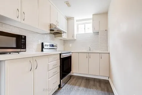 91 Tysonville Circle Brampton ON L7A 4B2