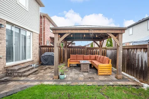91 Tysonville Circle Brampton ON L7A 4B2