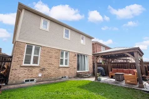 91 Tysonville Circle Brampton ON L7A 4B2