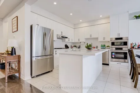 91 Tysonville Circle Brampton ON L7A 4B2