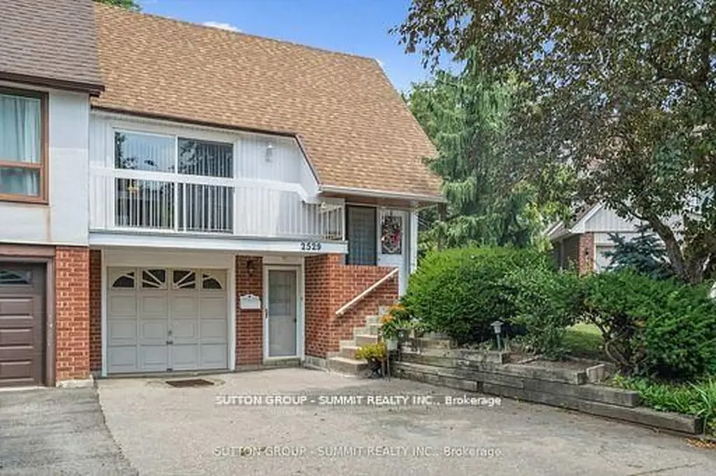 2529 Trondheim Crescent Mississauga ON L5N 1P3