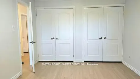 2529 Trondheim Crescent Mississauga ON L5N 1P3