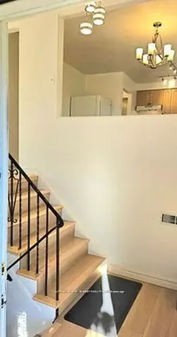 2529 Trondheim Crescent Mississauga ON L5N 1P3