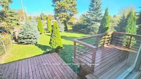 2529 Trondheim Crescent Mississauga ON L5N 1P3