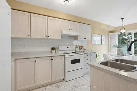 2665 Thomas Street Mississauga ON L5M 6G4