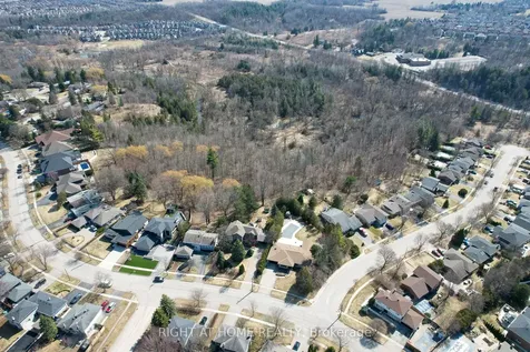 109 Rexway Drive Halton Hills ON L7G 1R3
