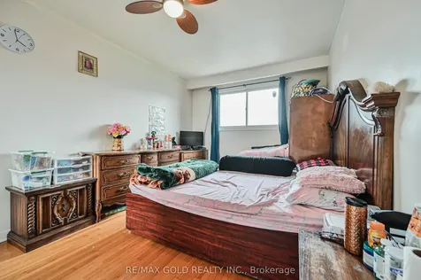 7282 Shallford Road Mississauga ON L4T 2P7