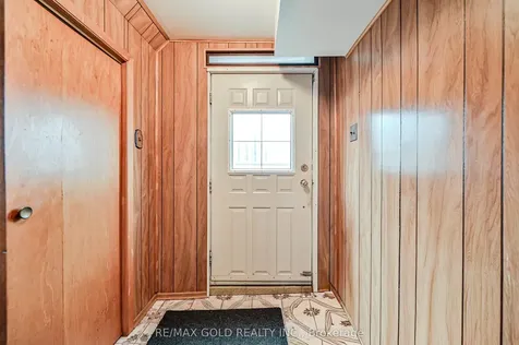 7282 Shallford Road Mississauga ON L4T 2P7
