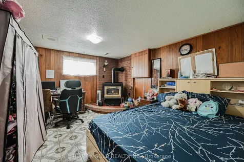 7282 Shallford Road Mississauga ON L4T 2P7