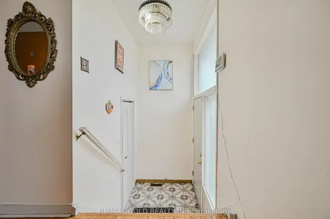 7282 Shallford Road Mississauga ON L4T 2P7