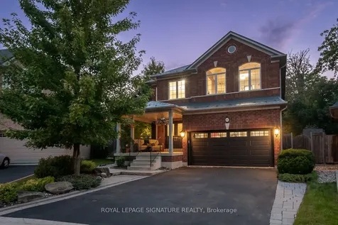 93 Dewar Court Milton ON L9T 5N8