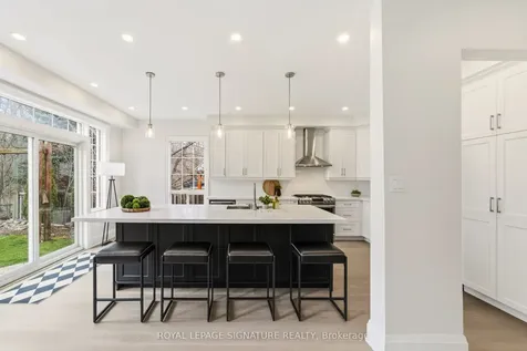 93 Dewar Court Milton ON L9T 5N8