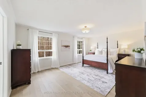 93 Dewar Court Milton ON L9T 5N8