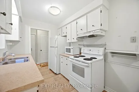 107 Archdekin Drive Brampton ON L6V 1Y8